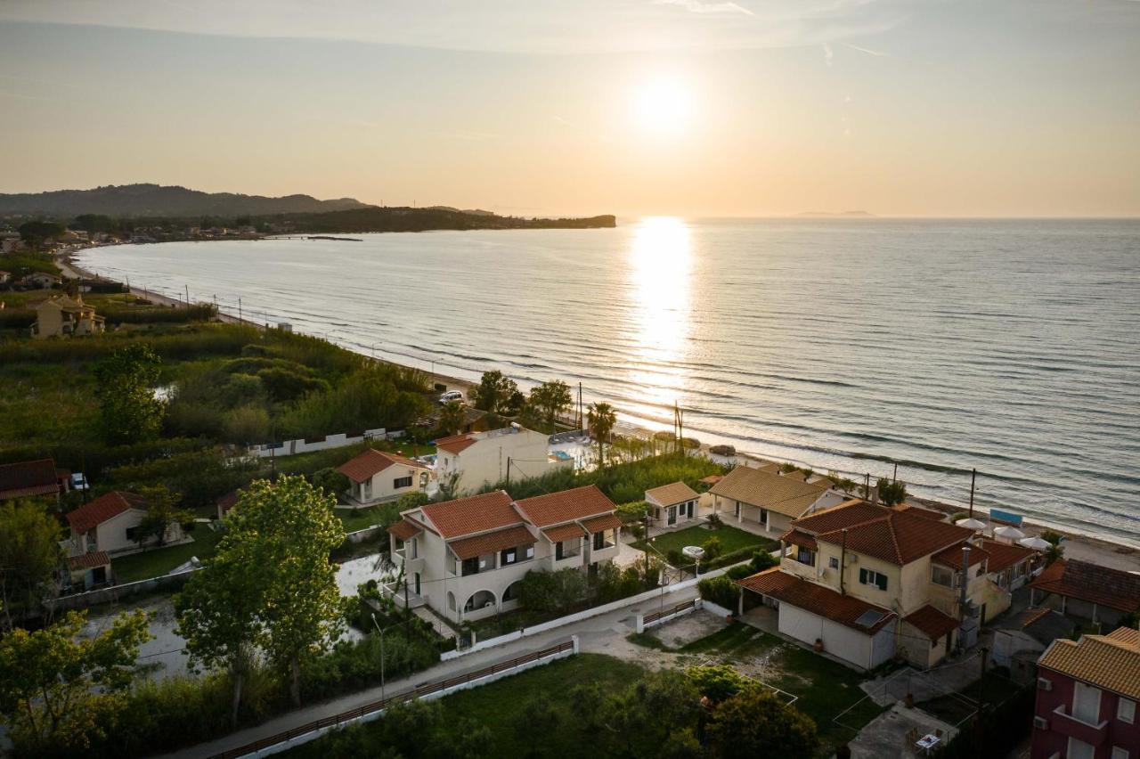 Marias Seaside Apartments Acharavi  Exterior photo